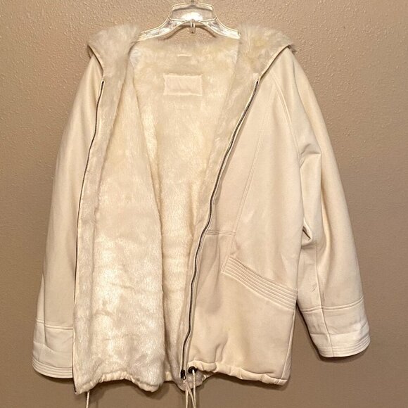 No Brand Jackets & Blazers - VINTAGE Ivory Parka Coat Faux Fur Lining Hood Zip Front No Tags Approx Size L